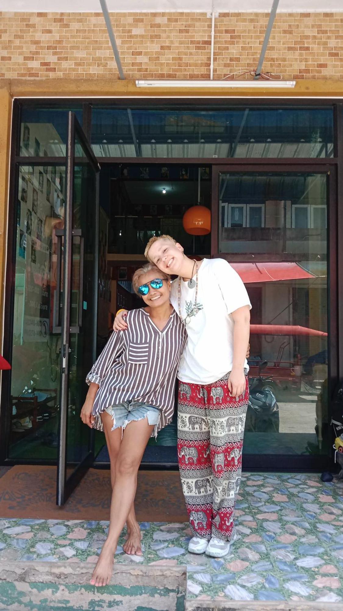 Banphe​ Hostel Dış mekan fotoğraf
